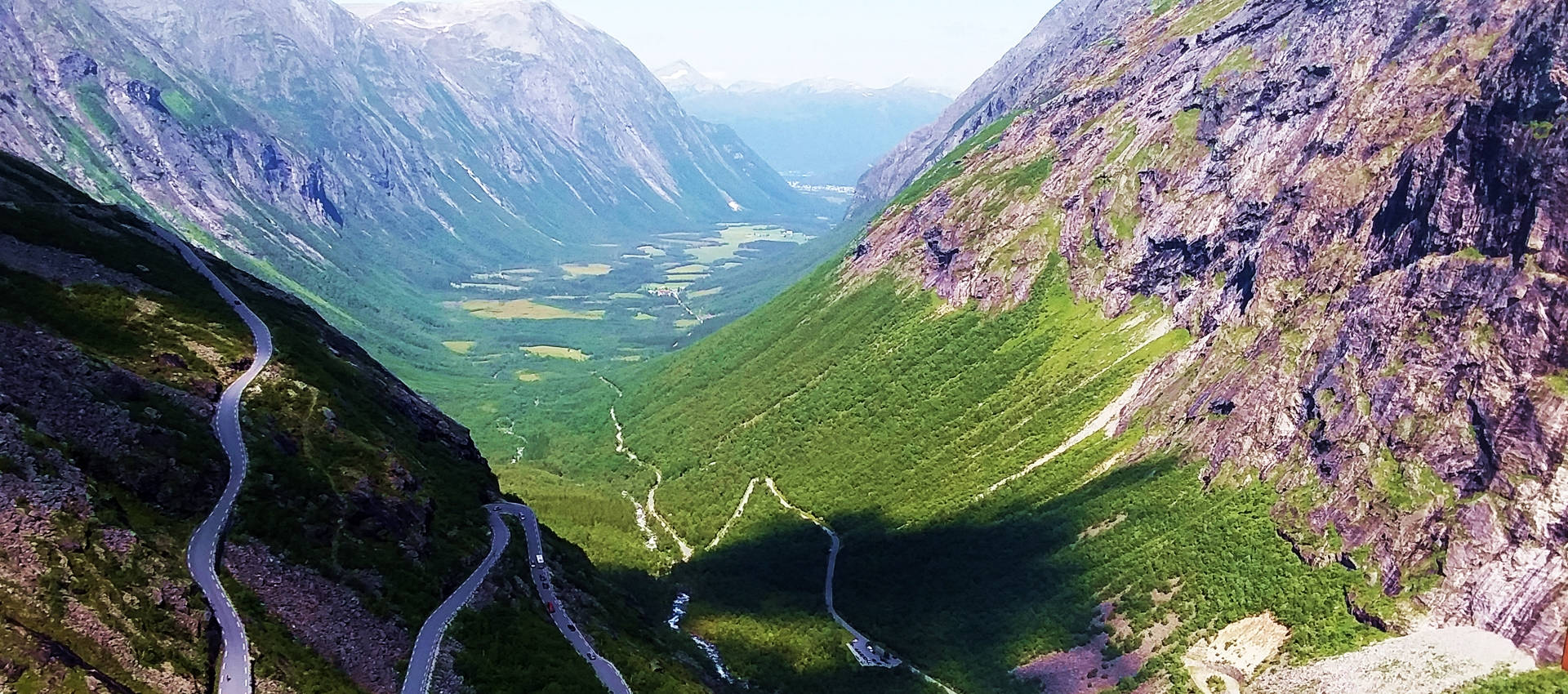 trolls-ladder-norway-1920.jpg