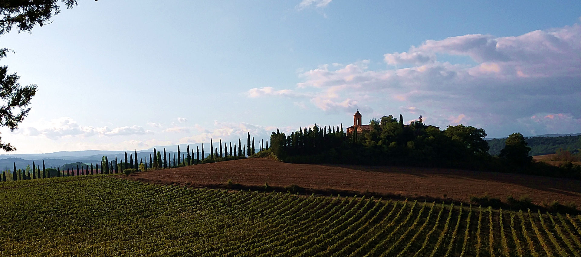 tuscan-pieve-1920.jpg